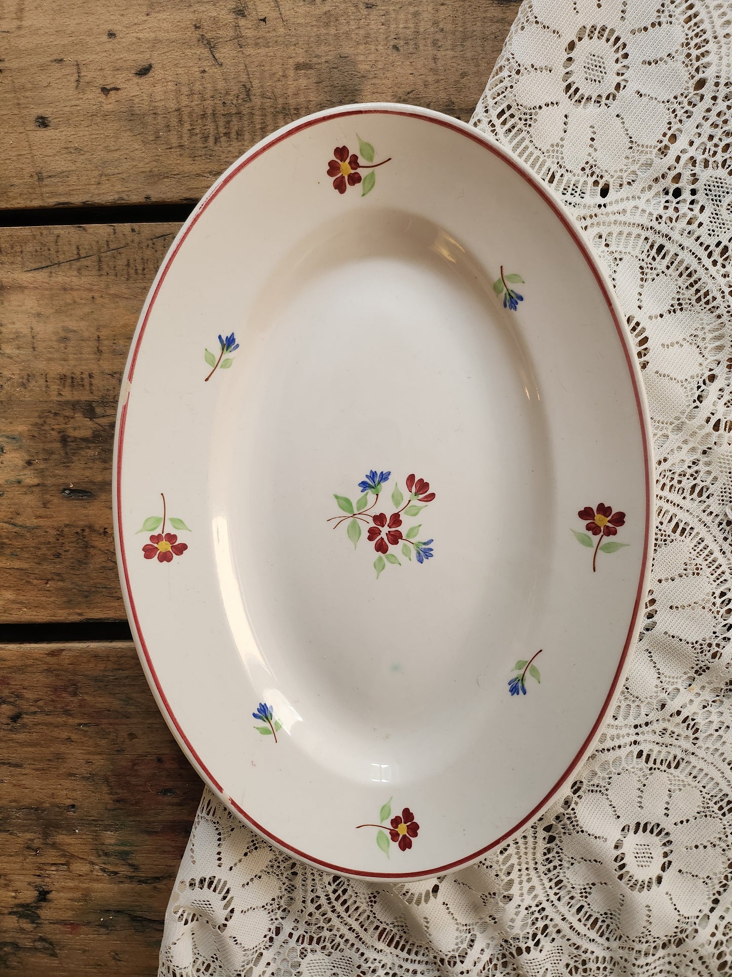 Plat en céramique Moulin des Loups à fleurs