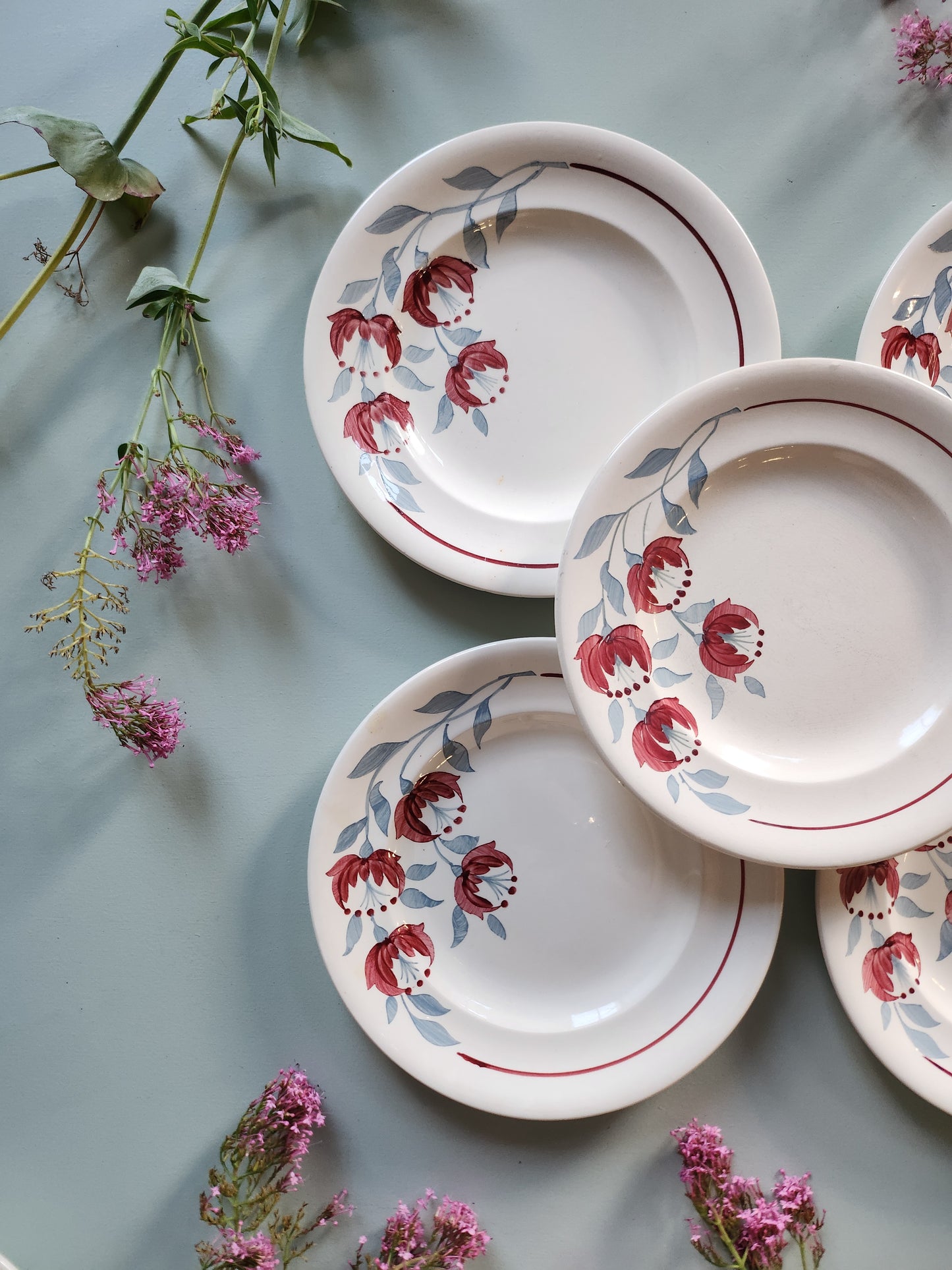 Assiettes plates fleuries Sarreguemines lot de 5   Patine