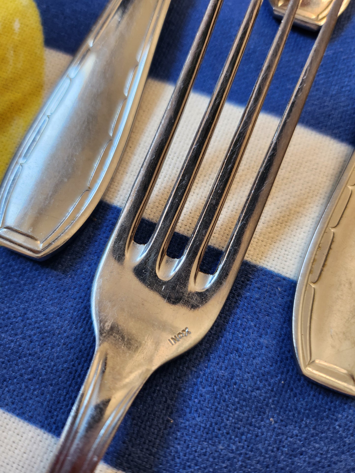 Fourchette en métal argenté lot de 12   Patine