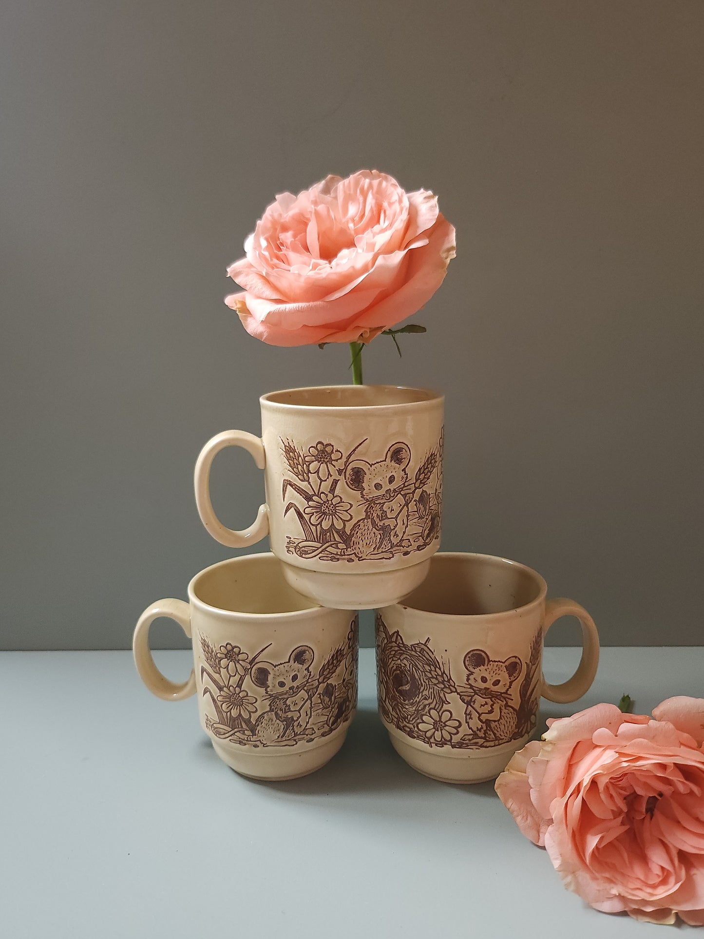 Mugs gris motif souris lot de 3   Patine