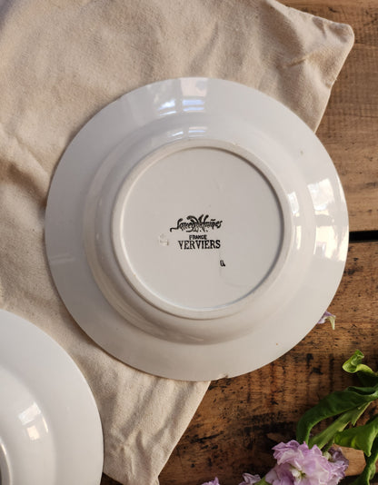 Assiette en céramique Sarreguemines à motif floral   Patine