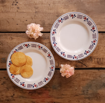Assiettes plates en céramique Niderviller lot de 2   Patine