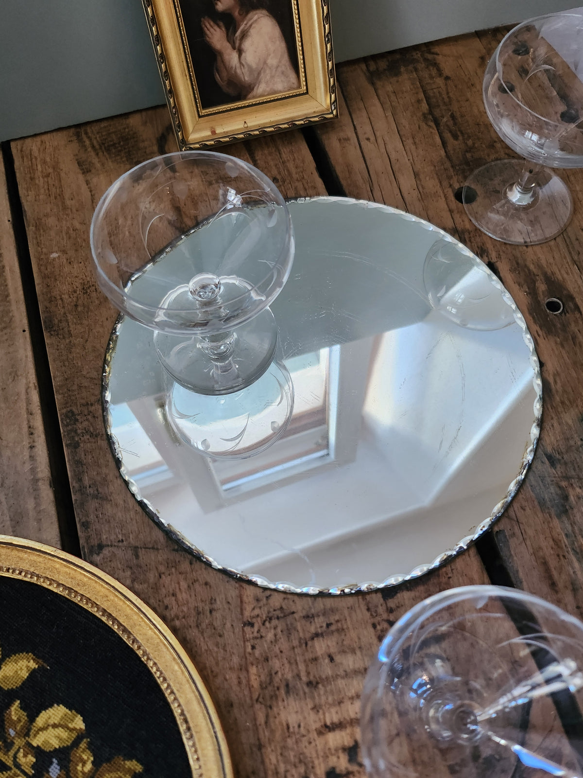 Miroir ancien rond et biseauté   Patine