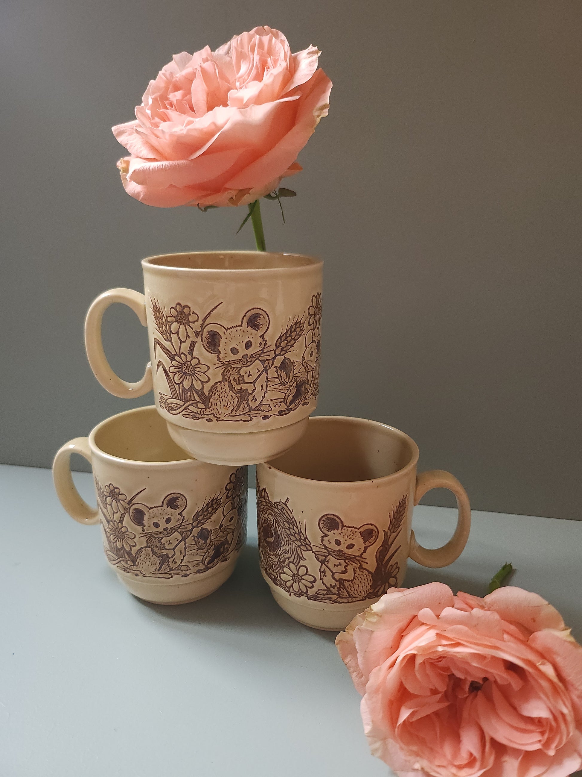 Mugs gris motif souris lot de 3   Patine