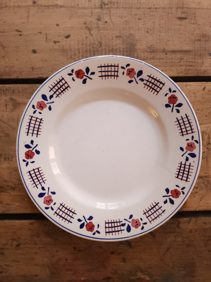 Assiettes plates en céramique Niderviller lot de 2   Patine