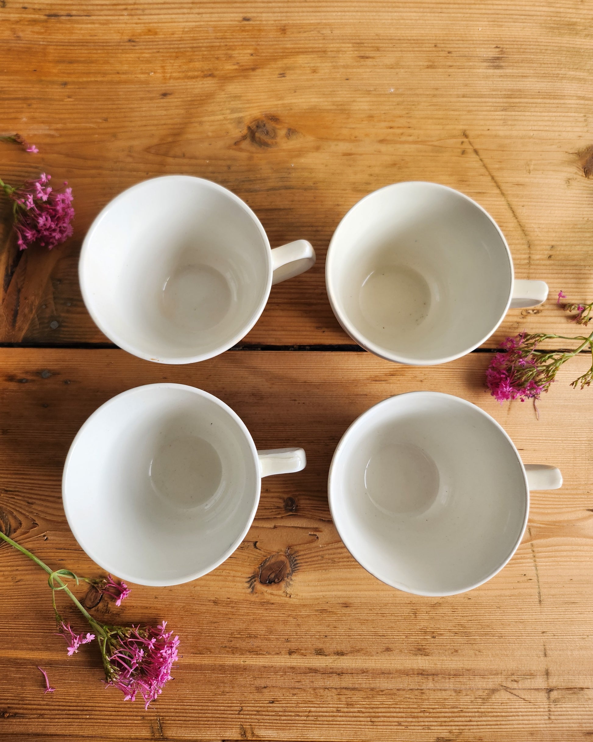 Tasse à café en porcelaine anglaise lot 4   Patine