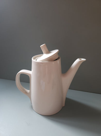 Cafetière en porcelaine blanche   Patine