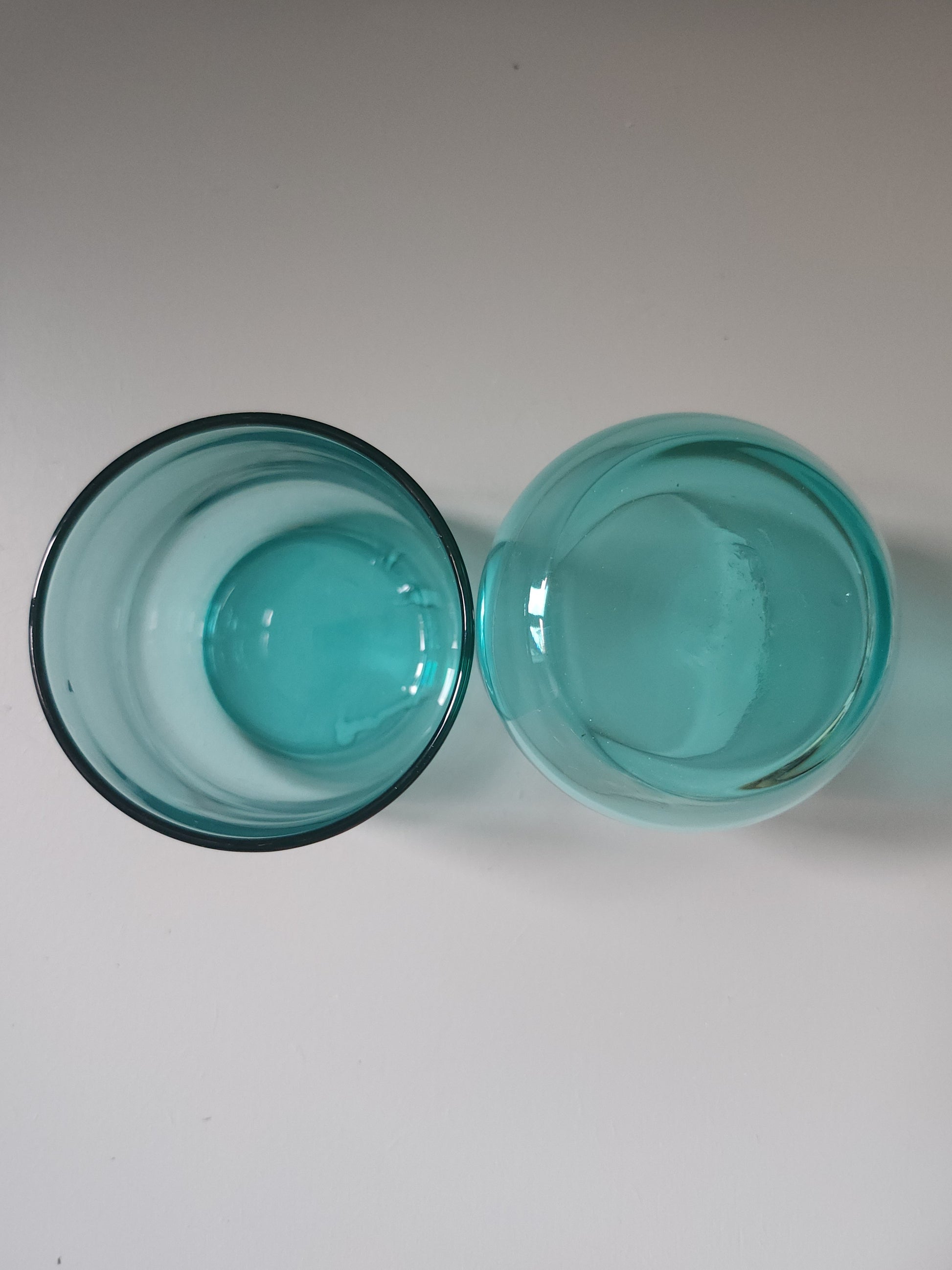 Verre à eau en verre teinté bleu lot de 6   Patine