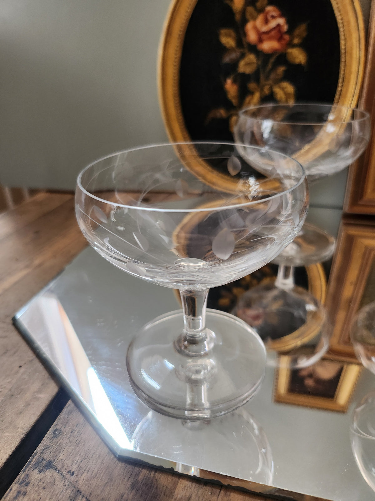Coupe à champagne en cristal taillé   Patine