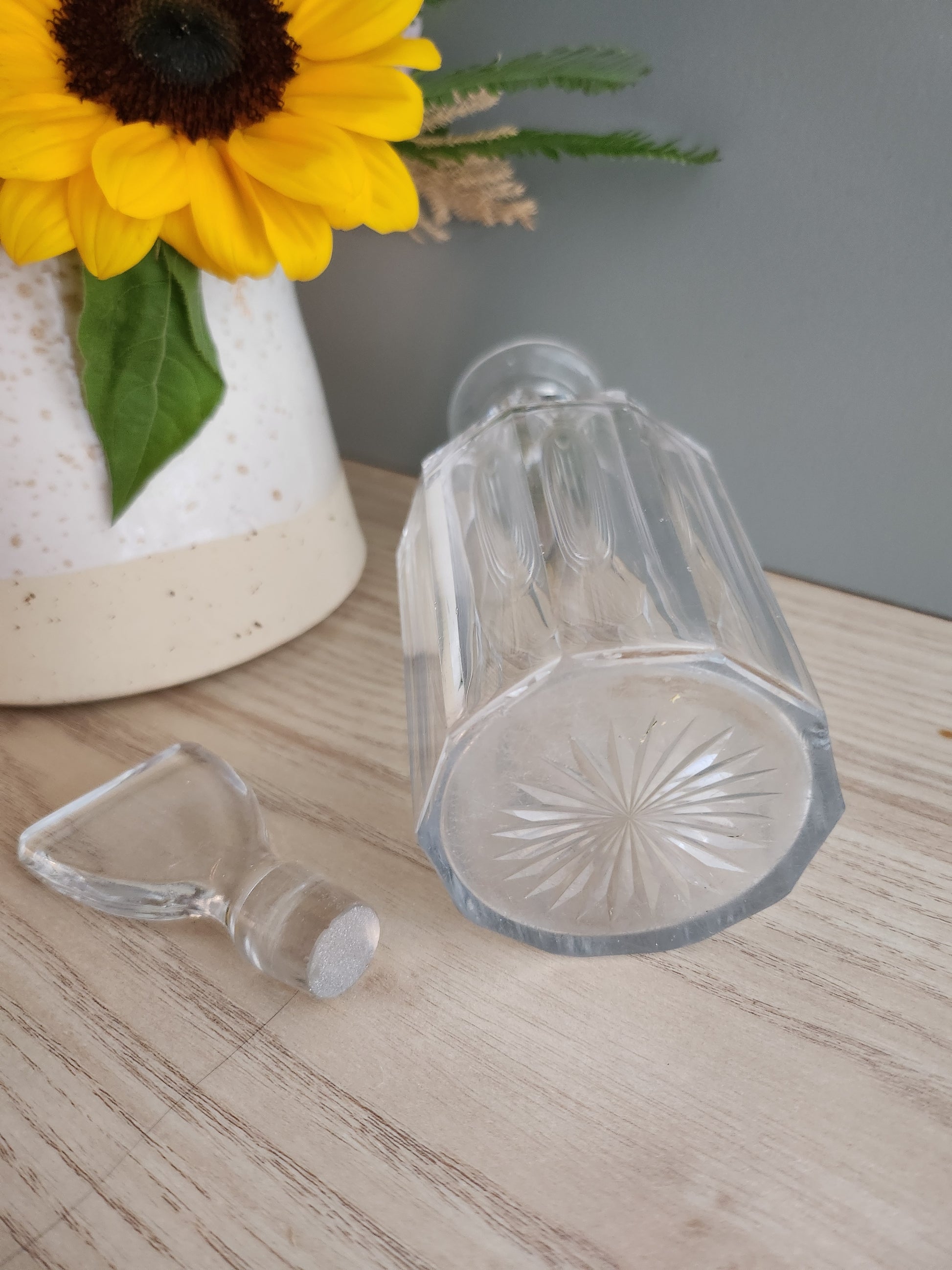 Bouteille en cristal   Patine