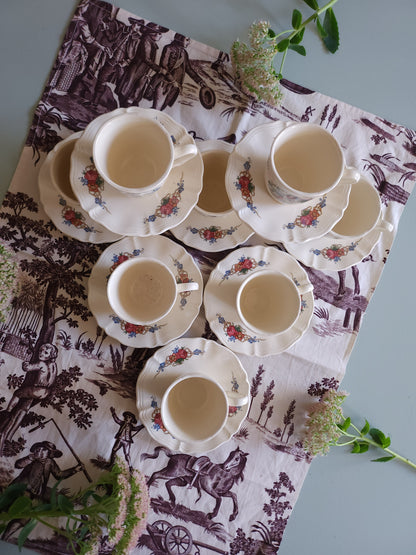Tasse + assiette céramique Sarreguemines lot de 8   Patine