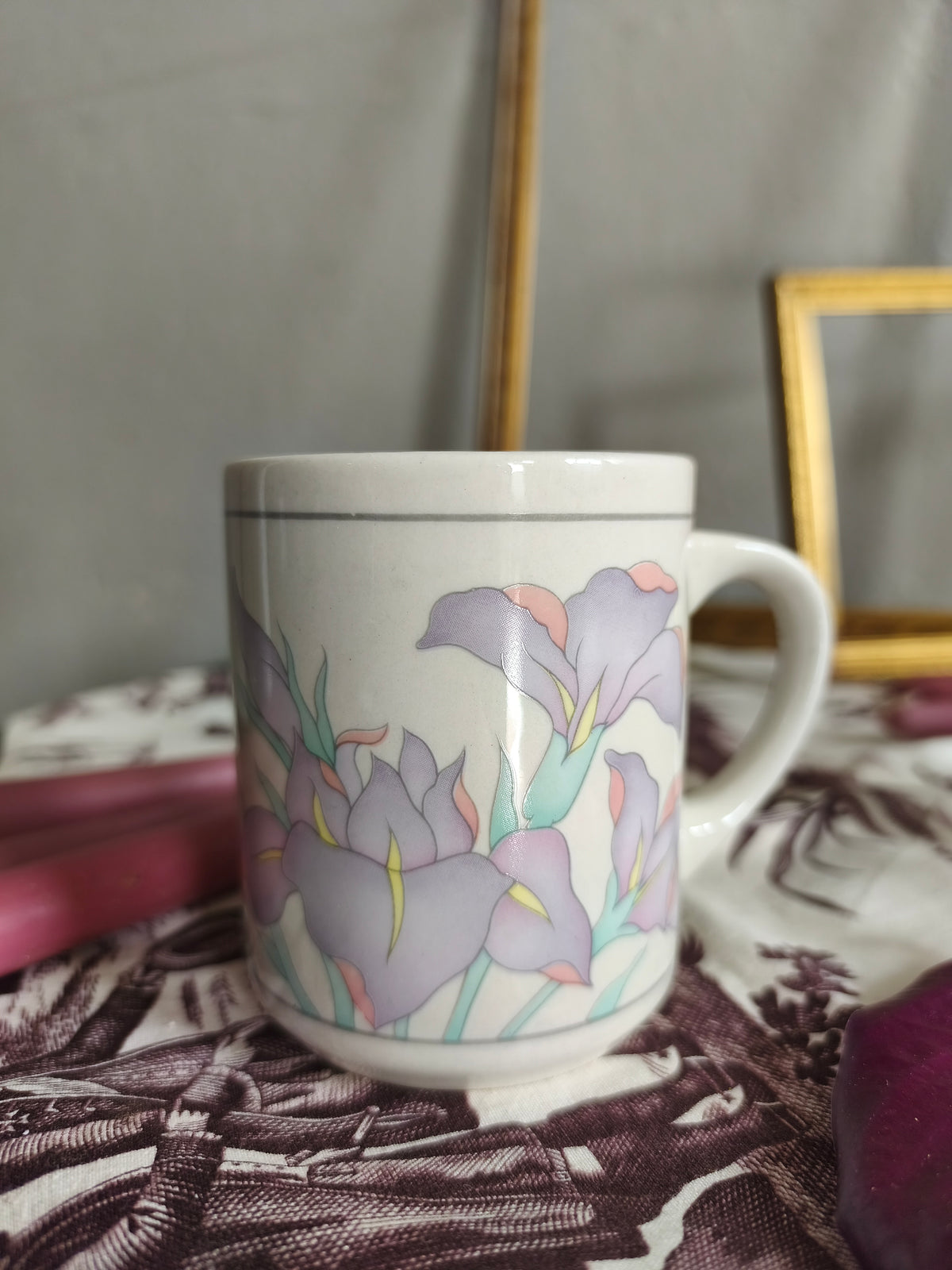 Tasse céramique motif iris lot de deux   Patine