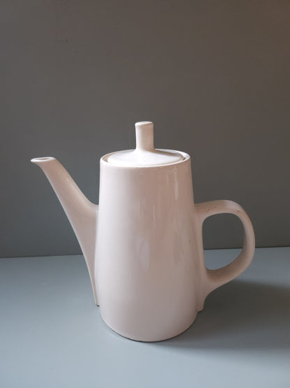 Cafetière en porcelaine blanche   Patine