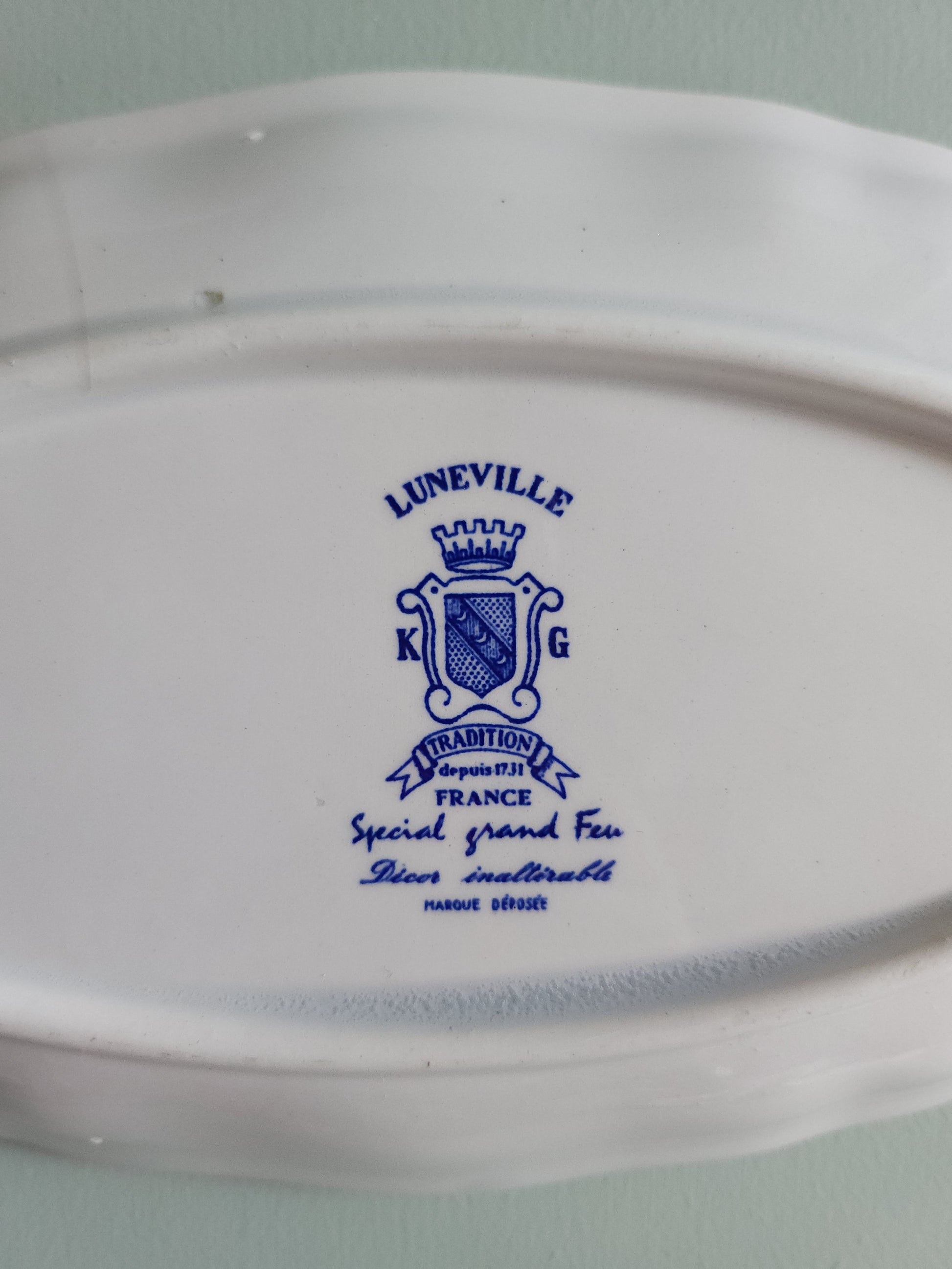 Plat ovale en céramique Lunéville style anglais   Patine