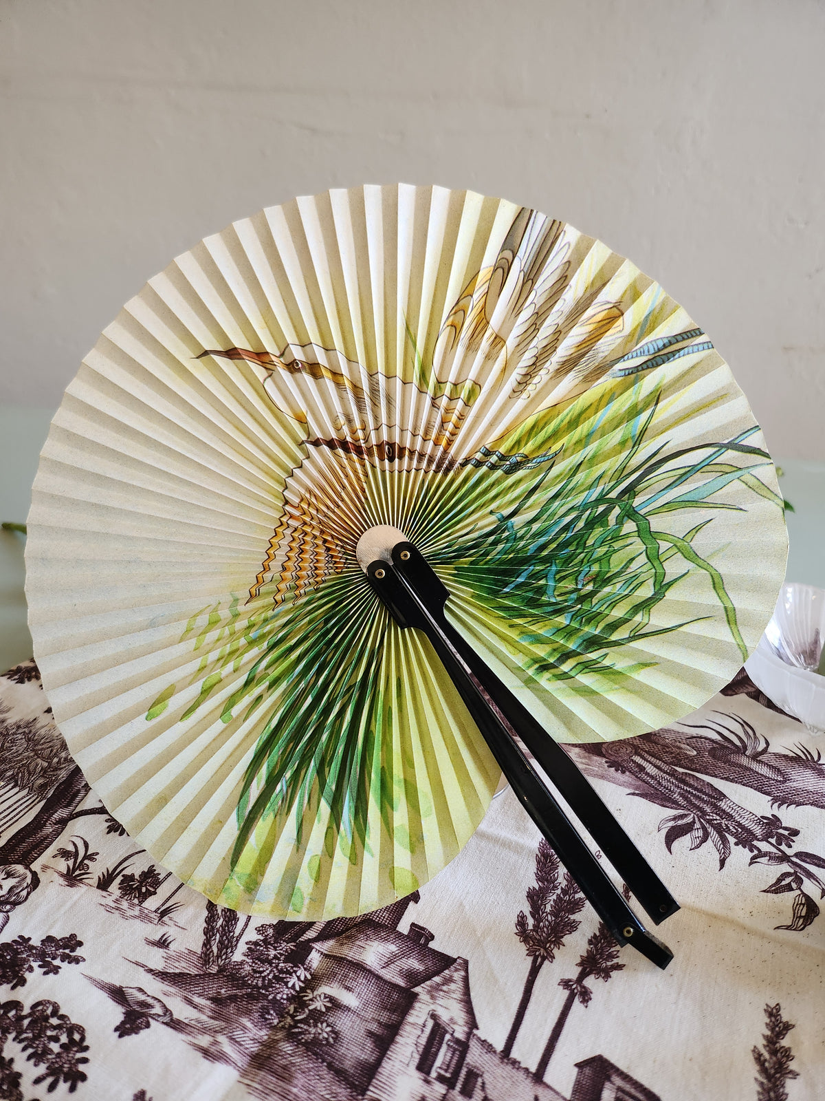 Éventail pliant motif asiatique   Patine