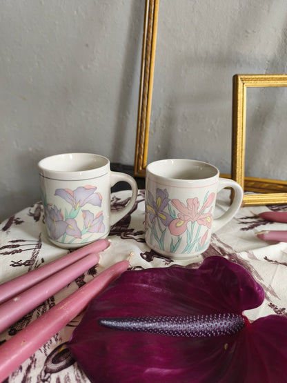 Tasse céramique motif iris lot de deux   Patine