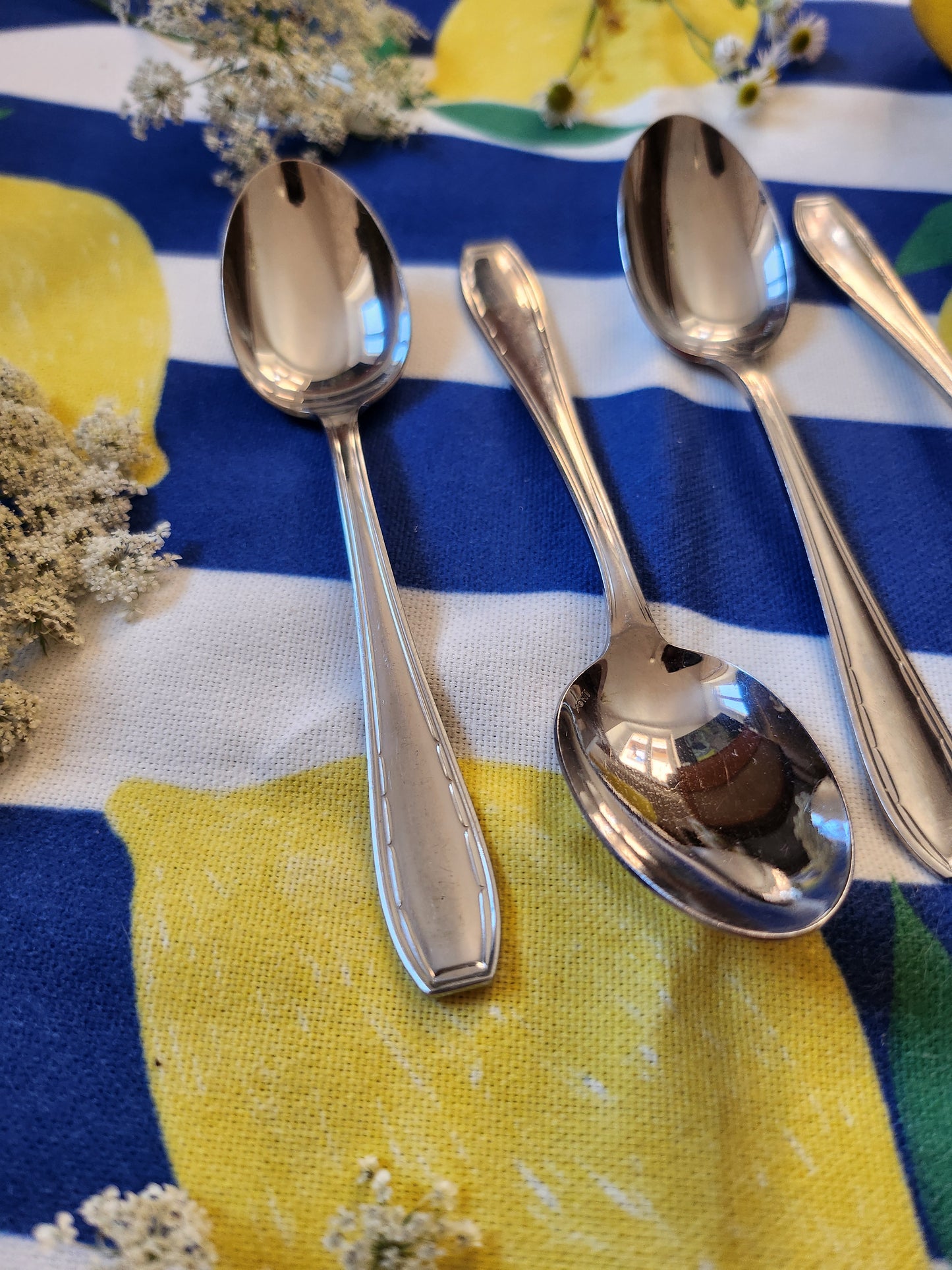 Cuillère à dessert en métal argenté lot de 5   Patine