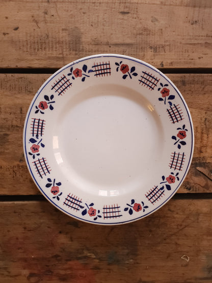 Assiettes plates en céramique Niderviller lot de 2   Patine