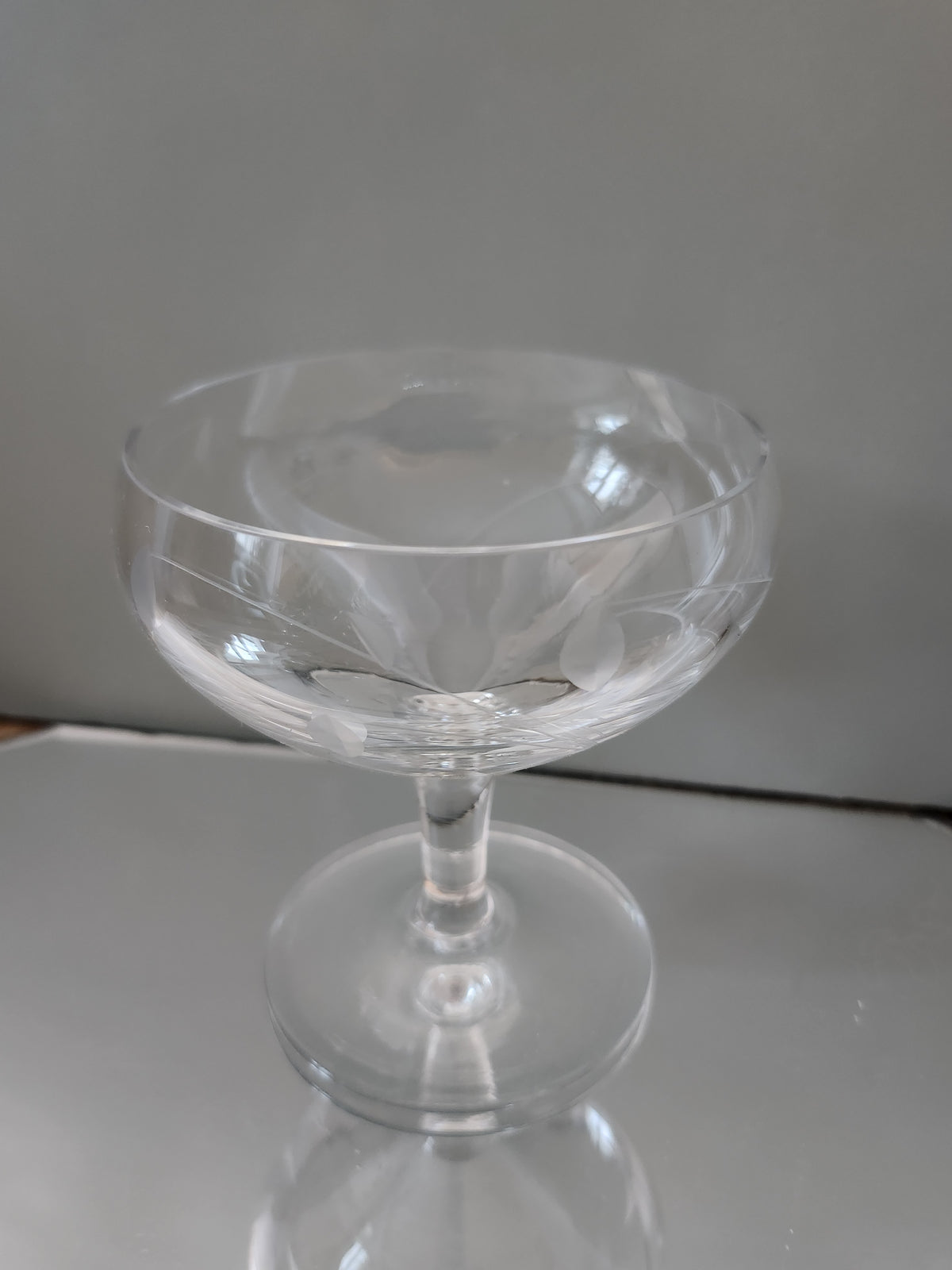 Coupe à champagne en cristal taillé lot de 4   Patine