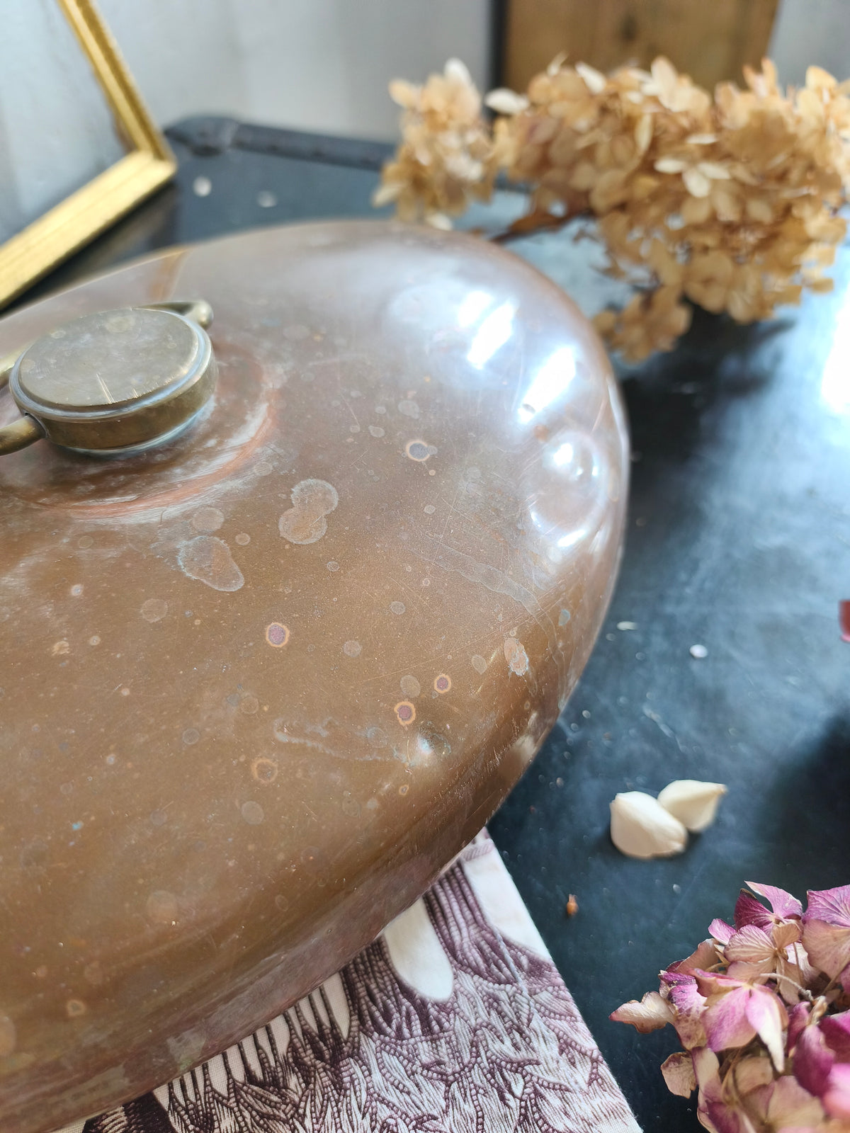 Bouillotte ovale en cuivre vintage   Patine
