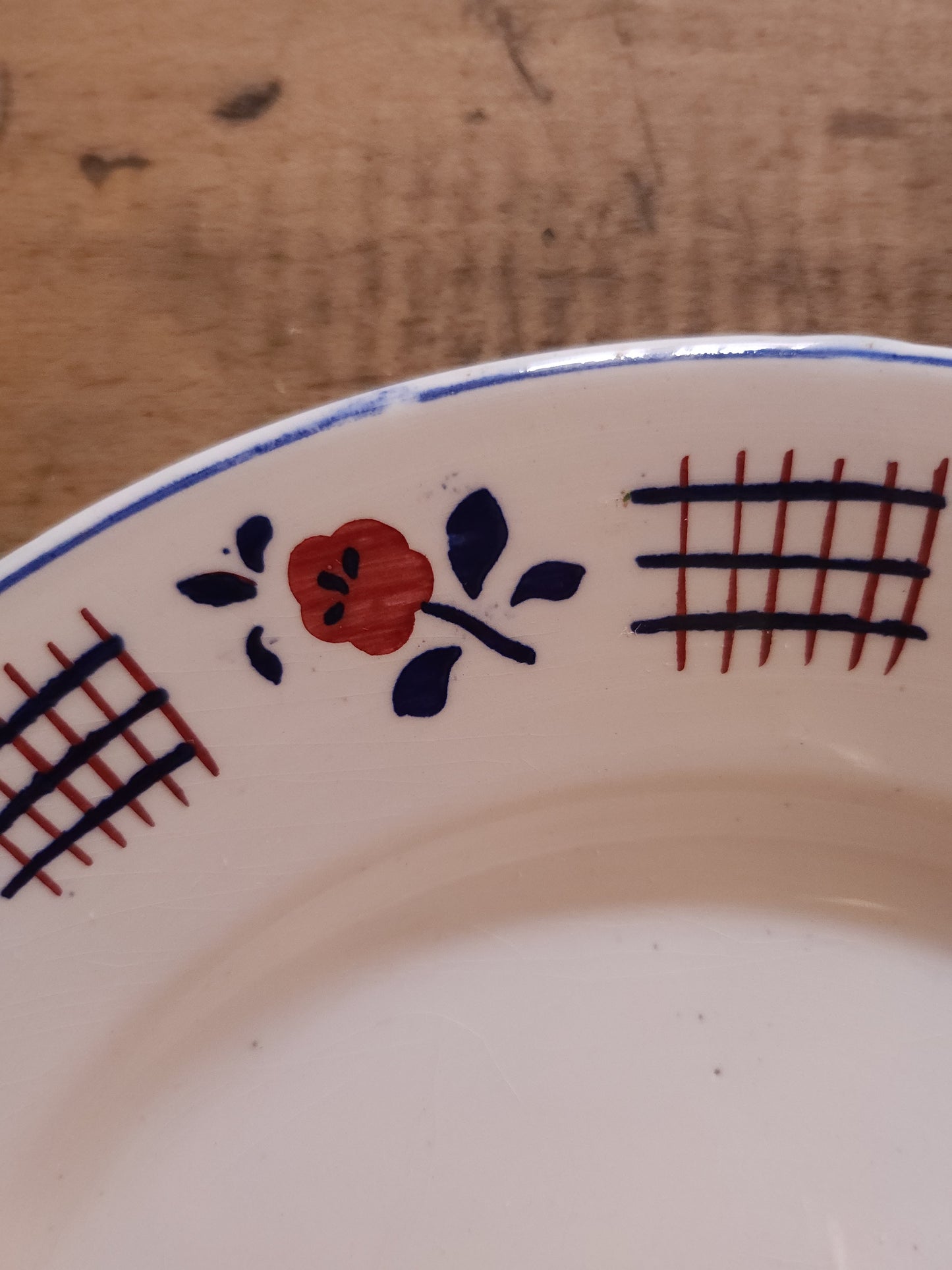 Assiettes plates en céramique Niderviller lot de 2   Patine