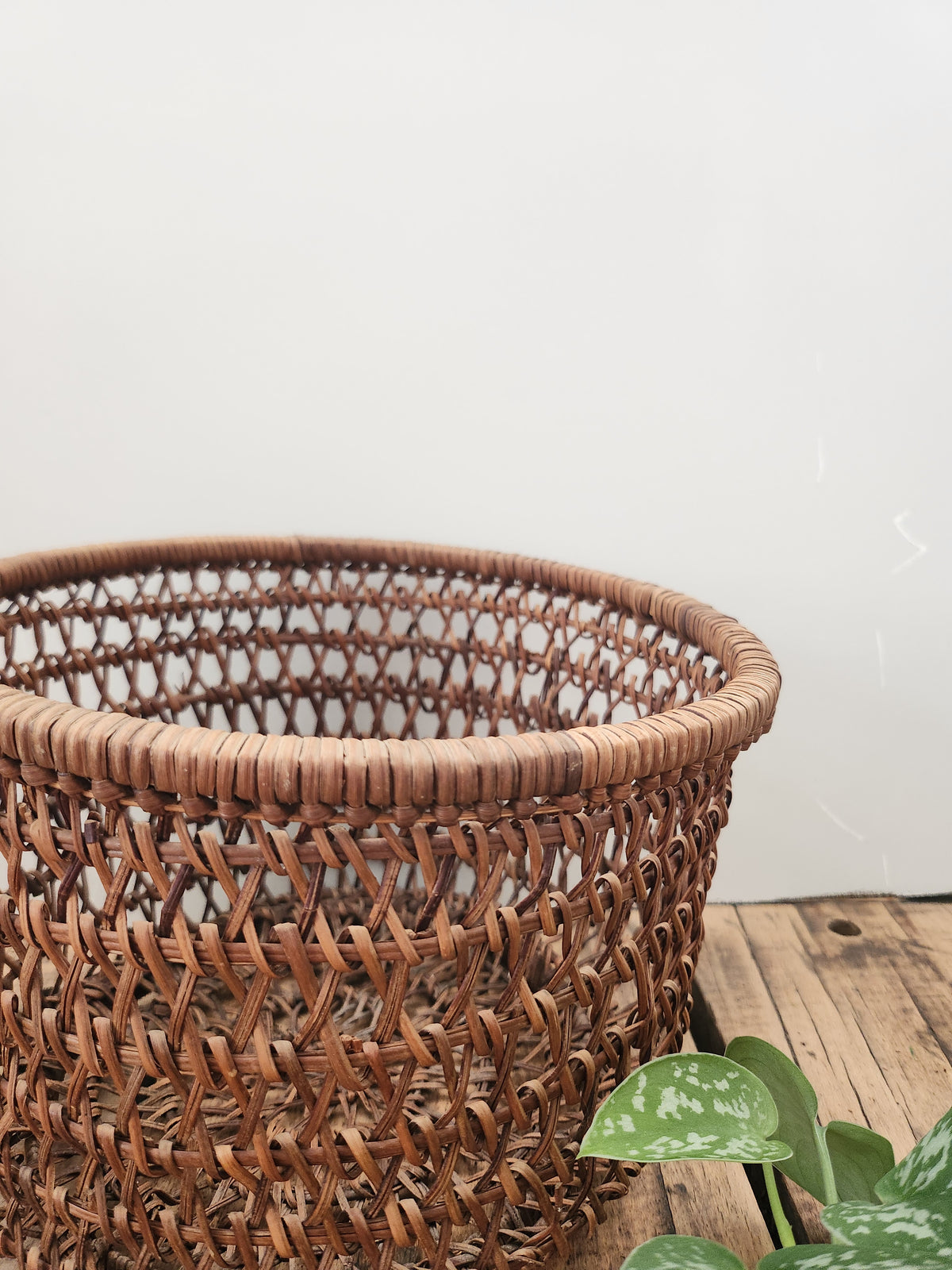 Panier en osier   Patine