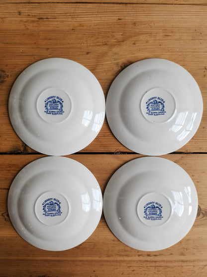Tasse à café + assiettes en faïence fabriquées en Angleterre lot de 4   Patine