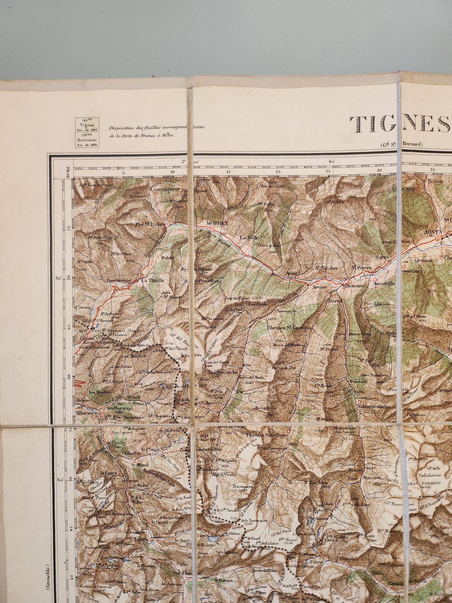 Carte dépliable de Tignes   Patine