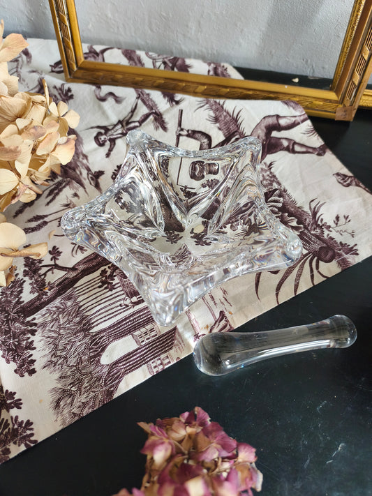Mortier et pilon en cristal   Patine