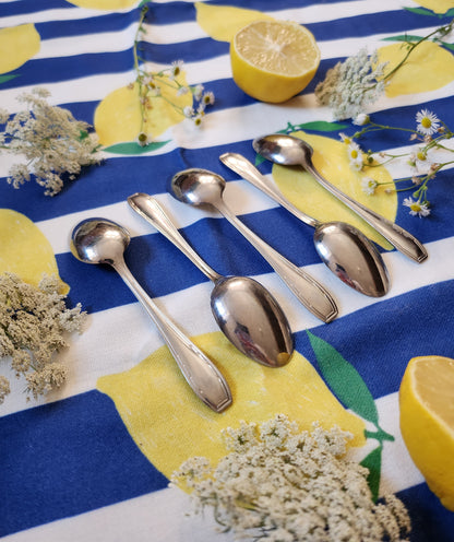 Cuillère à dessert en métal argenté lot de 5   Patine