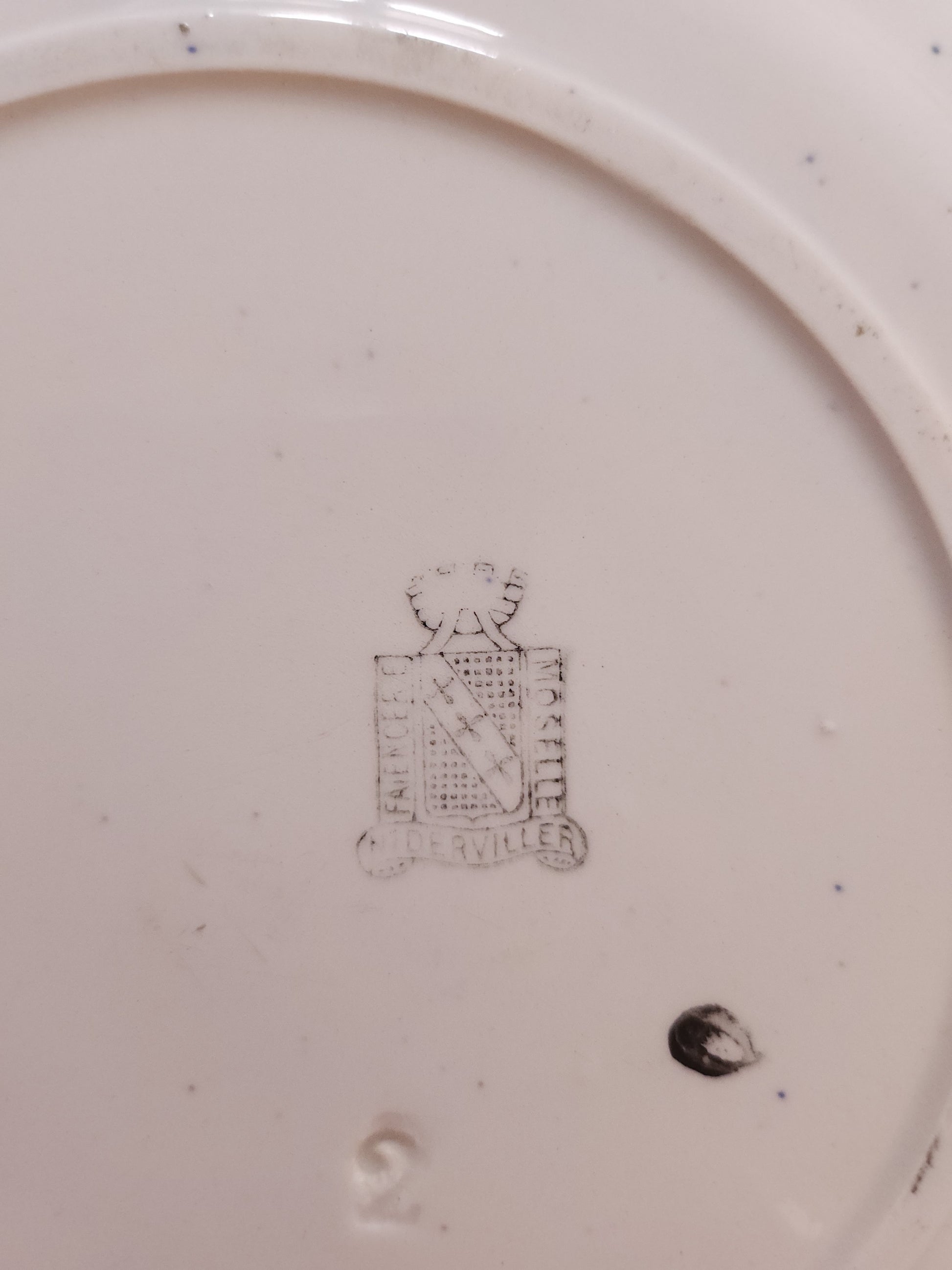 Assiettes plates en céramique Niderviller lot de 2   Patine
