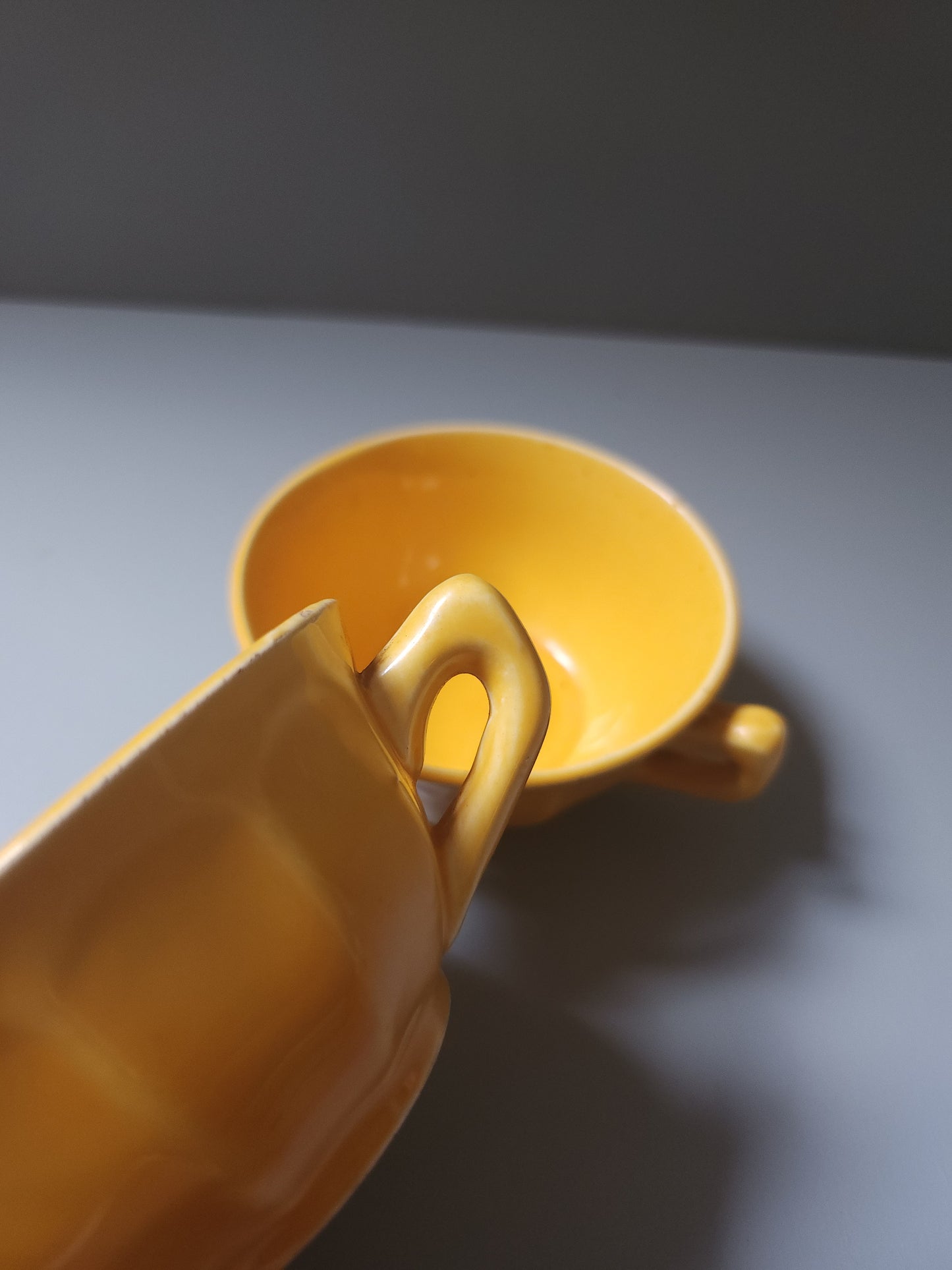 Tasses jaunes en céramique lot de 2   Patine