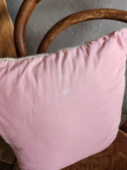 Coussin point de croix motif chat et fleurs   Patine
