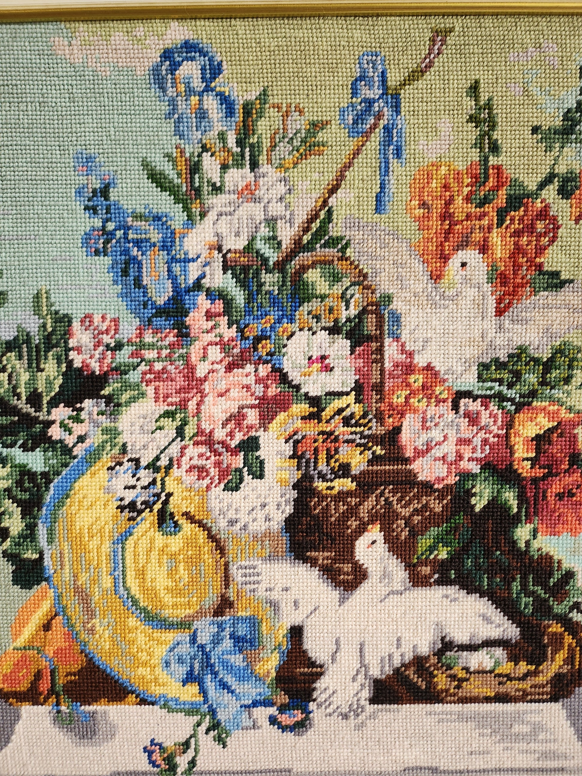 Tableau en bois avec ornement en point de croix   Patine