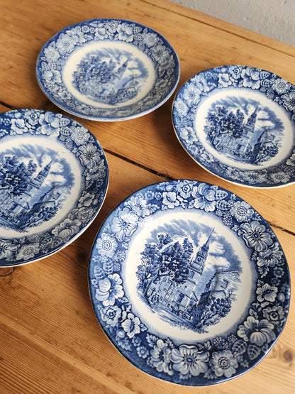 Tasse à café + assiettes en faïence fabriquées en Angleterre lot de 4   Patine